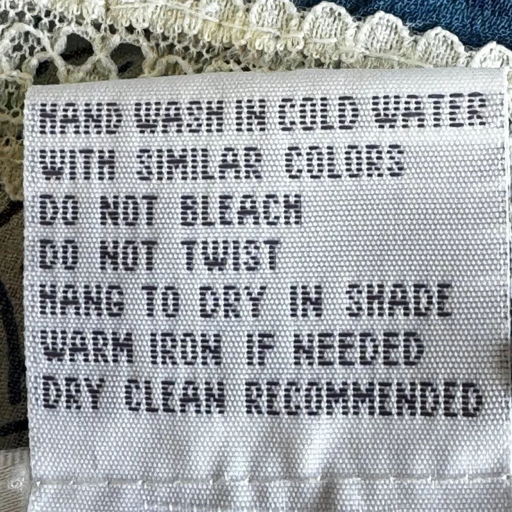 Tess Silk Vintage Top Button Front Sleeveless Lace Detail Peplum Blue White XL - Picture 5 of 5